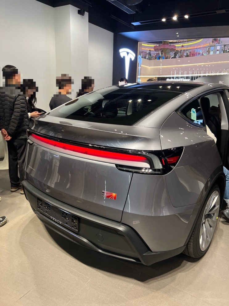  테슬라 new model y 주니퍼 구매과정 & 출고기 - 1(매장방문, 계약, 계약금 카드 추천, 리퍼럴 추천인 할인 코드)