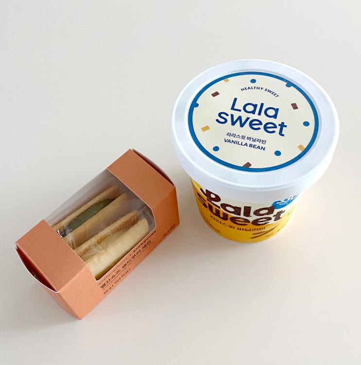  라라스윗 저당 아이스크림 바닐라빈, 스벅 신제품 스타벅스 깰끄쇼즈 껠끄쇼즈 샌드쿠키 : 맛 칼로리 가격