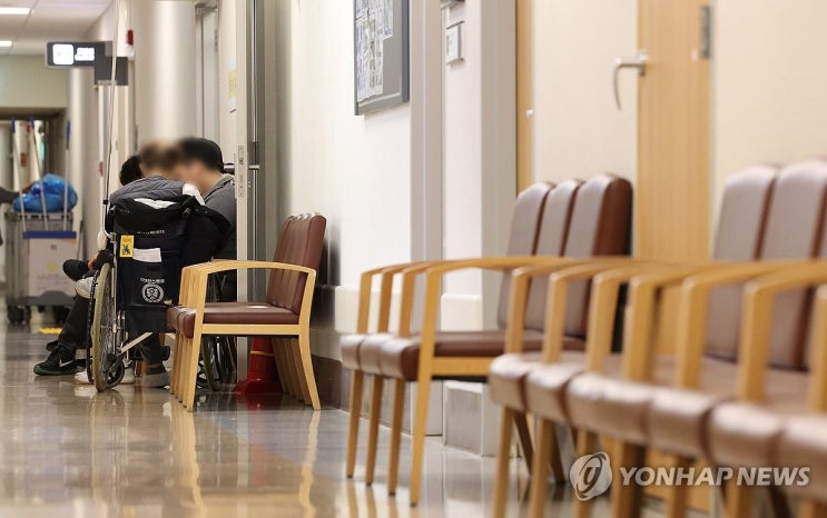 '무슨 말인지 잘…' 암 환자 54% "치료 용어 이해 못 해"