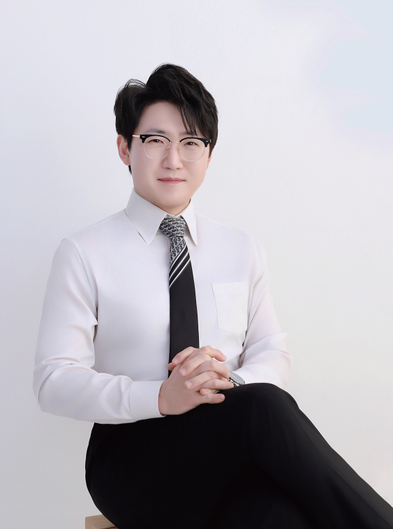  체계적인 관리 시스템과 전문적인 입시컨설팅 서비스를 결합 / 하이퍼영수학원 김재훈 원장