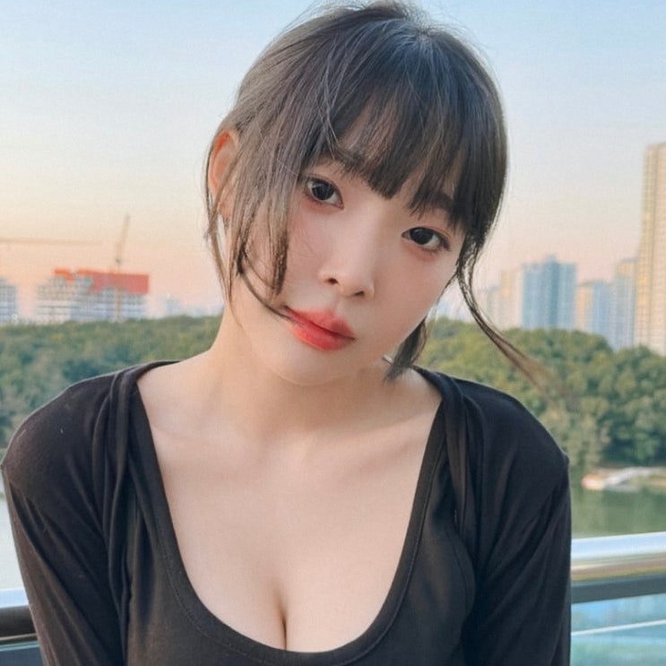  몸매 자신 있으면 도전? 신도시 동탄 미시룩