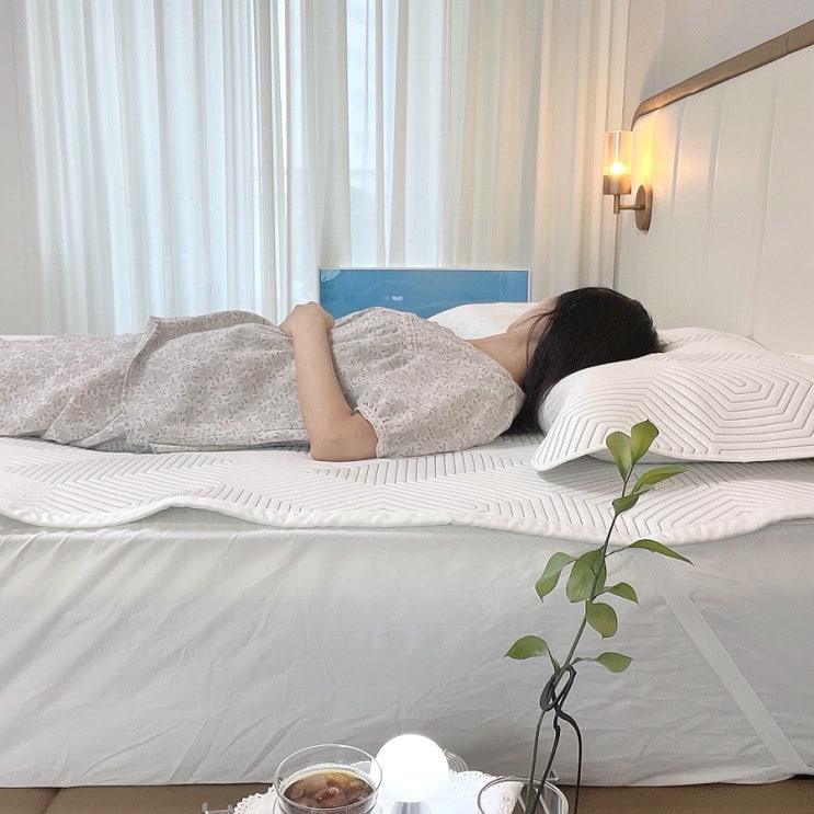 여름침대패드 꿀잠템! 시원한 플래비안 듀라론 쿨메쉬 냉감패드 여름침대패드 꿀잠템! 시원한 플래비안 듀라론 쿨메쉬 냉감패드