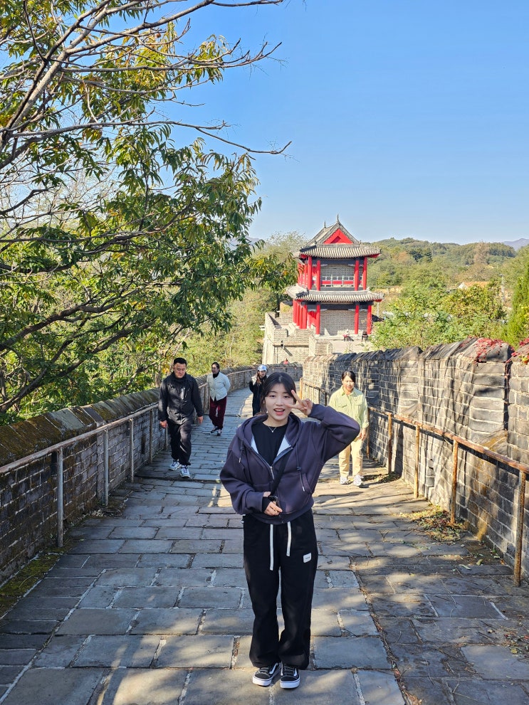 단둥 여행_호산장성 셔틀버스, 유람선 후기, 북한 식당 랭면, 공원 (ft. 입장권 가격, 맛집 추천) 단둥 여행_호산장성 셔틀버스, 유람선 후기, 북한 식당 랭면, 공원 (ft. 입장권 가격, 맛집 추천)