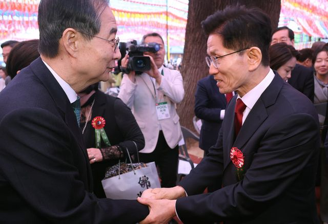  '첫 회동' 김문수-한덕수, 단일화 진전 있을까