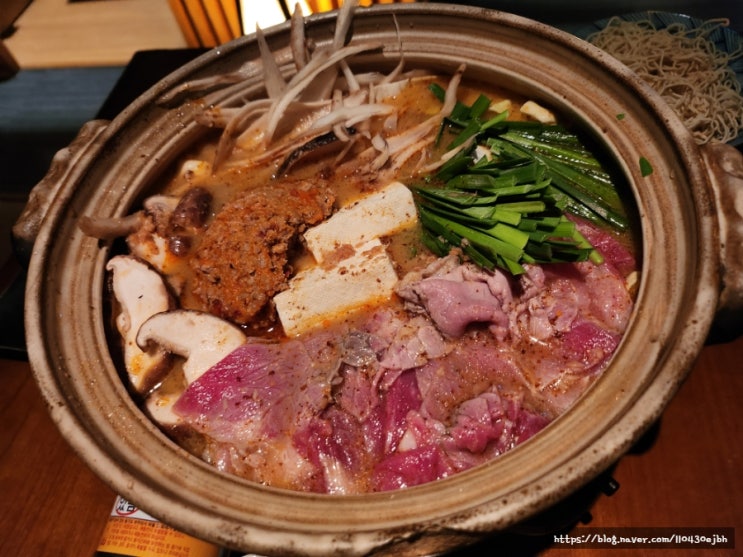  분당일식 맛집 탐방: 정자모로미의 차돌박이 탄탄 나베와 명란 가리비 튀김