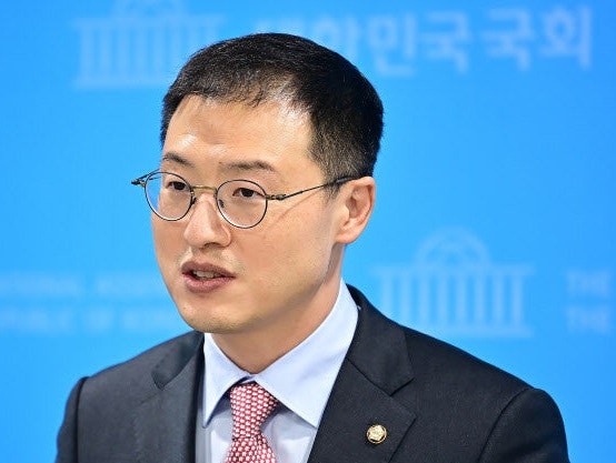 김상욱 국회의원 동생 김상원 아버지 어머니 고향 거주지 지역구 학력 나이