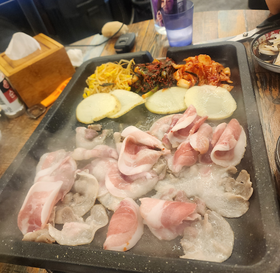 뒷돈상회 왜관점 사진 3