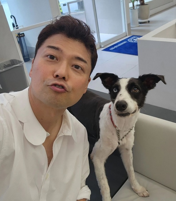 <b>전현무</b>, 결국 반려견 유치원 오픈