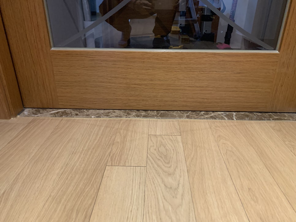 서울아파트 현관중문수리 뻑뻑한미닫이문고장수리