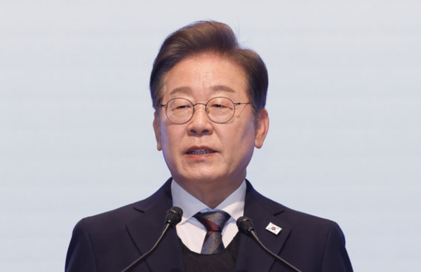  이재명, "북한 미사일 도발, 명백한 오판…대화 물꼬 터야 할 때"