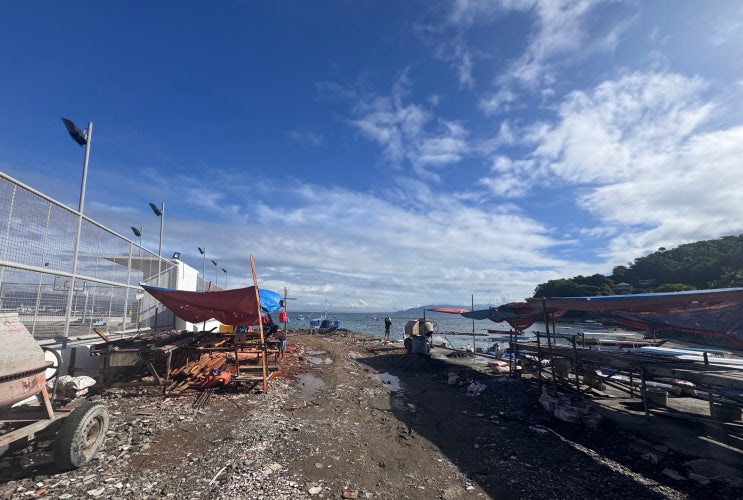  민도르섬 사방비치 페리 터미널 Sabang Ferry Terminal