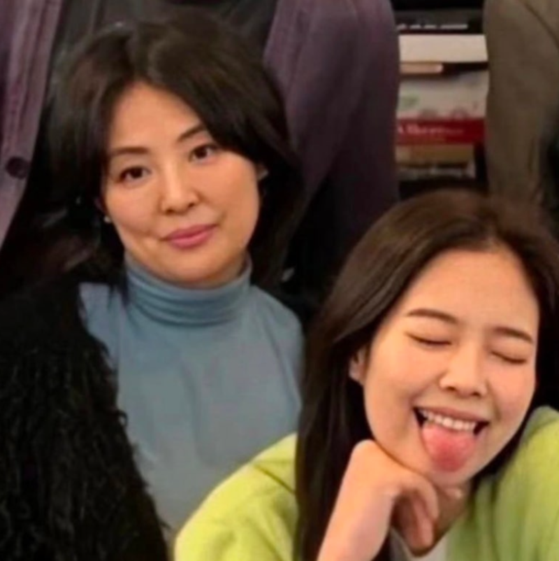 블랙핑크 제니랑 똑 닮은 엄마 미모! 제니 집안 금수저 등 어떤 소문이?