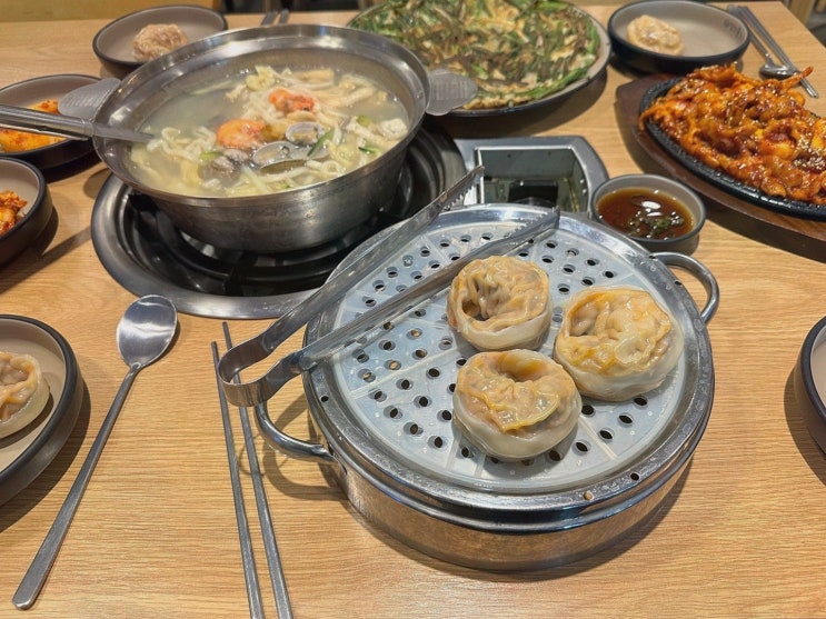  점심시간에 즐기는 서현 칼국수, 팔당원조칼제비 서현점의 특별한 메뉴