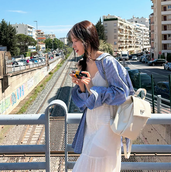  오마이걸 아린 도심 속 데일리룩 원피스 백팩 어떤거?