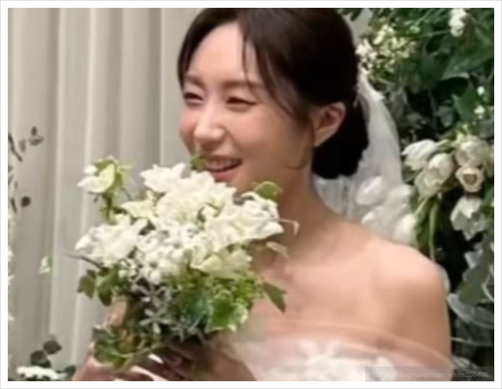 <b>조세호 아내 공개</b> 모델 출신 정수지 9살 연하 와이프 화제