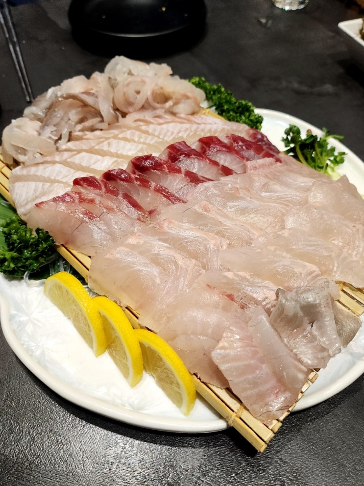 미사역 횟집 미파도 모듬회 구성이 좋아요