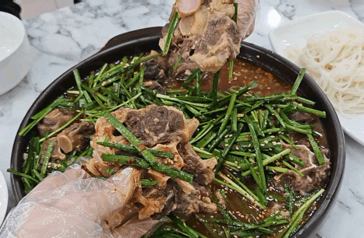  광주 첨단 우일옥 꼬리수육 곰탕 부모님과 가기좋은 보양식맛집