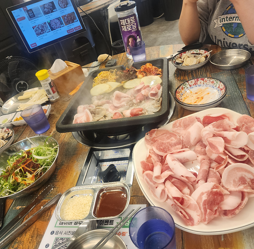 뒷돈상회 왜관점 사진 2