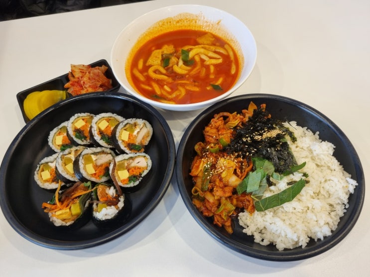  신당역분식 싸다김밥 가성비 좋은 점심