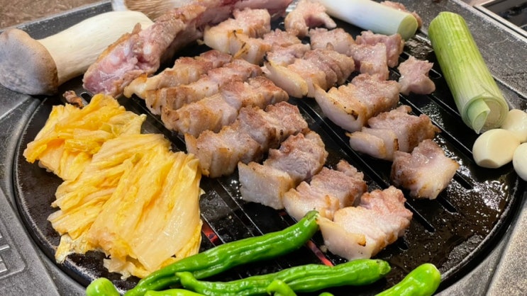  서울 강남 뼈탄집 강남역삼점 | 역삼 삼겹살 목살 줄 서는 식당