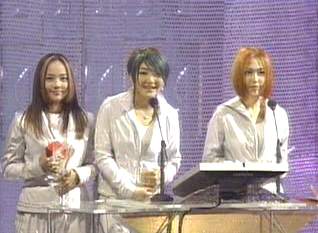   [기사] S.E.S, 1999.03.09 스포츠서울 '대한민국 영상대전 포토제닉상 수상'