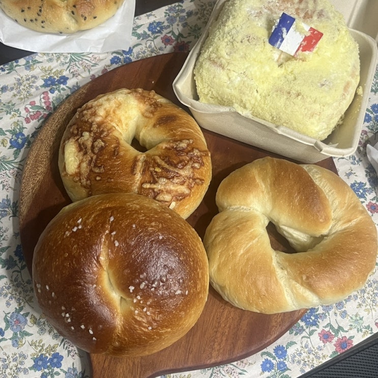  홍대 맛집 상수 데이트 카페 추천 수상한베이글