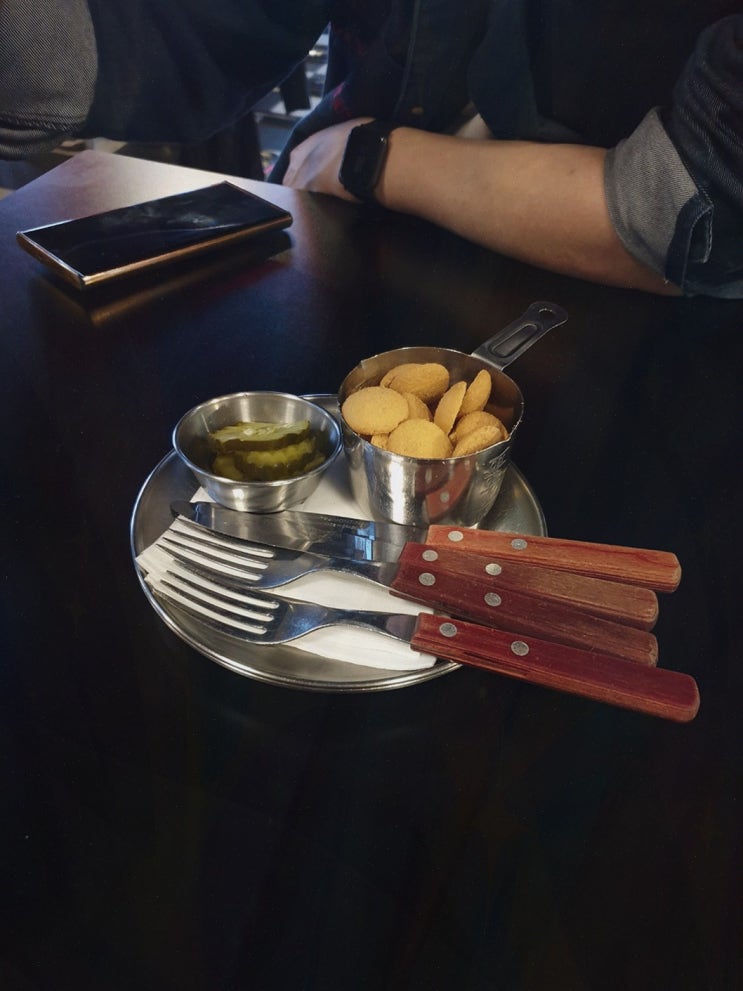  퍼니도우 상남본점, 맛있고 다양한 상남동맥주와 함께한 저녁
