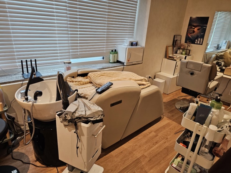  친절하고 꼼꼼하게 탈모관리를 잘해주는 논현동 두피관리 모테라스칼프