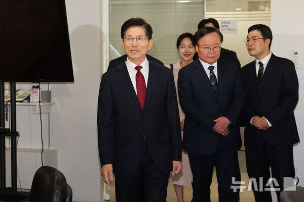  김문수 "산고 클수록 옥동자를 낳을 수 있다"