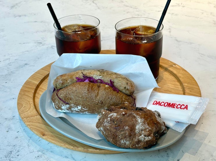 후쿠오카 3대 빵집 다코멧카 오픈런 빵지순례 후기 후쿠오카 3대 빵집 다코멧카 오픈런 빵지순례 후기