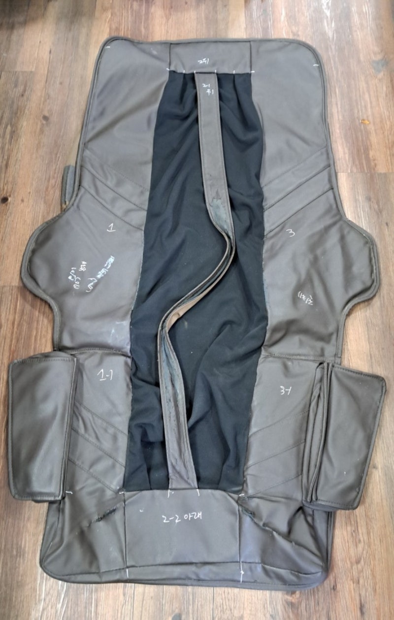 가정의 달 휴테크 안마의자 가죽 교체로 건강 선물하세요~