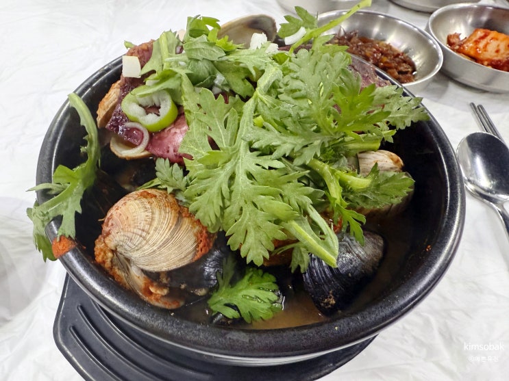  풍자 또간집 김포맛집 장기동에 위치한 통영해물뚝배기 장기점