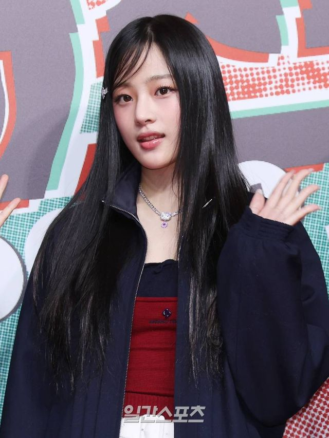 <b>뉴진스 민지</b>, <b>활동</b> 잠정 <b>중단</b> 후 “우린 여기서 멈춘 게 아냐”