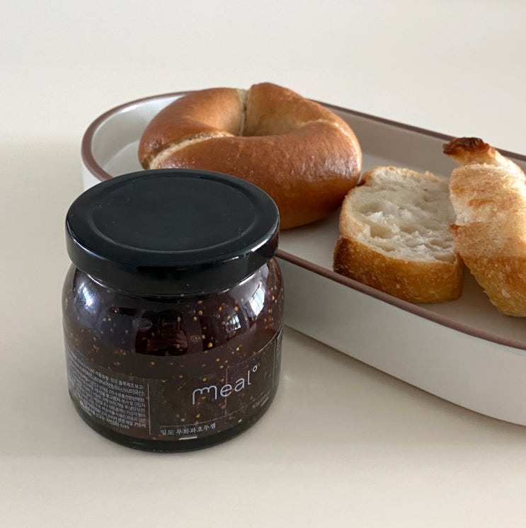  서울 강남역 빵집 밀도 MUJI 무인양품 매장의 식빵 맛집 무화과호두잼 스프레드 포장