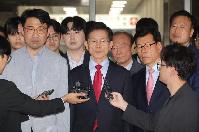  김문수 "3번 걸쳐 선출된 대선 후보 하자 없이 취소한 사례 있나"