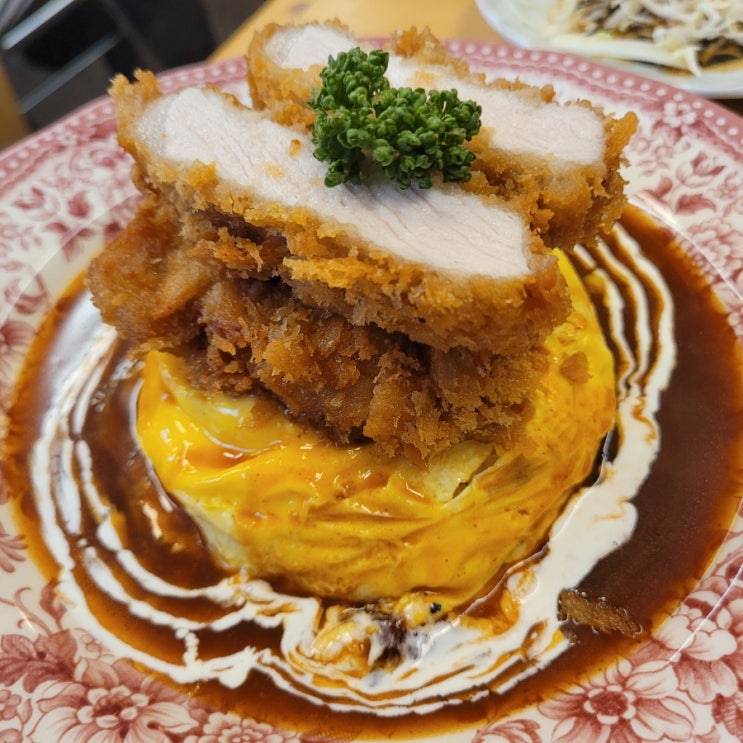  뚝섬역 맛집:[요쇼쿠 서울숲 본점]후기/ 카츠산도 맛있어요!