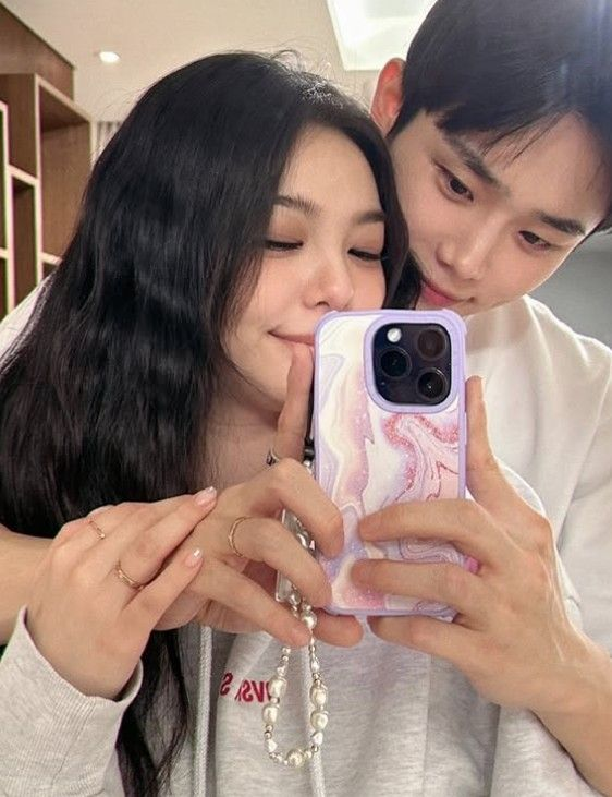 '<b>에일리</b>' <b>최시훈</b> "허위사실 유포 심각, 지체없이 <b>법적 대응</b>... 