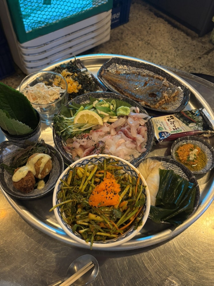  마포역 맛집 제철 회 깻잎막회 전문 노포 감성, 김막회