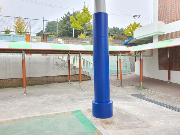  기둥보호대