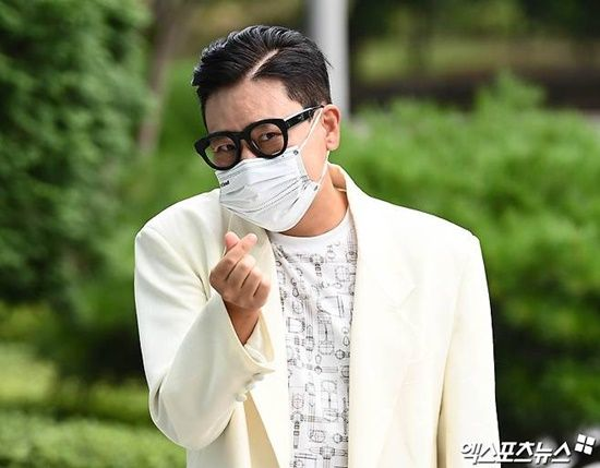  '재혼' 이상민, 직접 밝힌 아내 정체 "예쁜 직장인, 연예인 했어야" (아는형님)