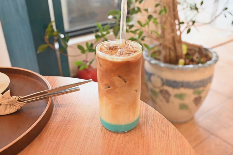  부산 광안리 카페 연의양과 광안점, 까눌레의 매력에 빠지다!