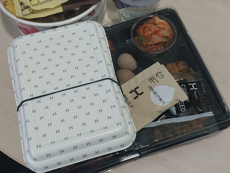 한솥도시락 안성금산점 사진 3