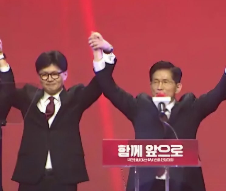 <b>한동훈</b>,김문수 후보에 "<b>계엄</b>.탄핵 <b>사과</b>해야 "