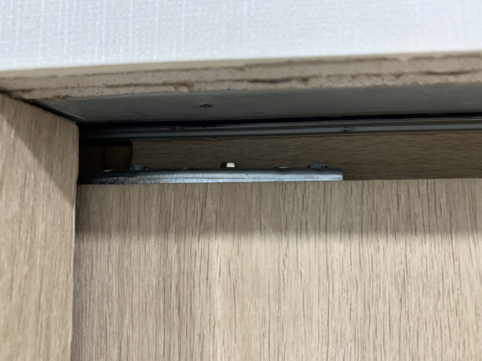 배곧중문수리 병원 슬라이딩포켓도어 미닫이문수리 해결