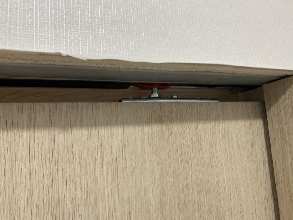배곧중문수리 병원 슬라이딩포켓도어 미닫이문수리 해결