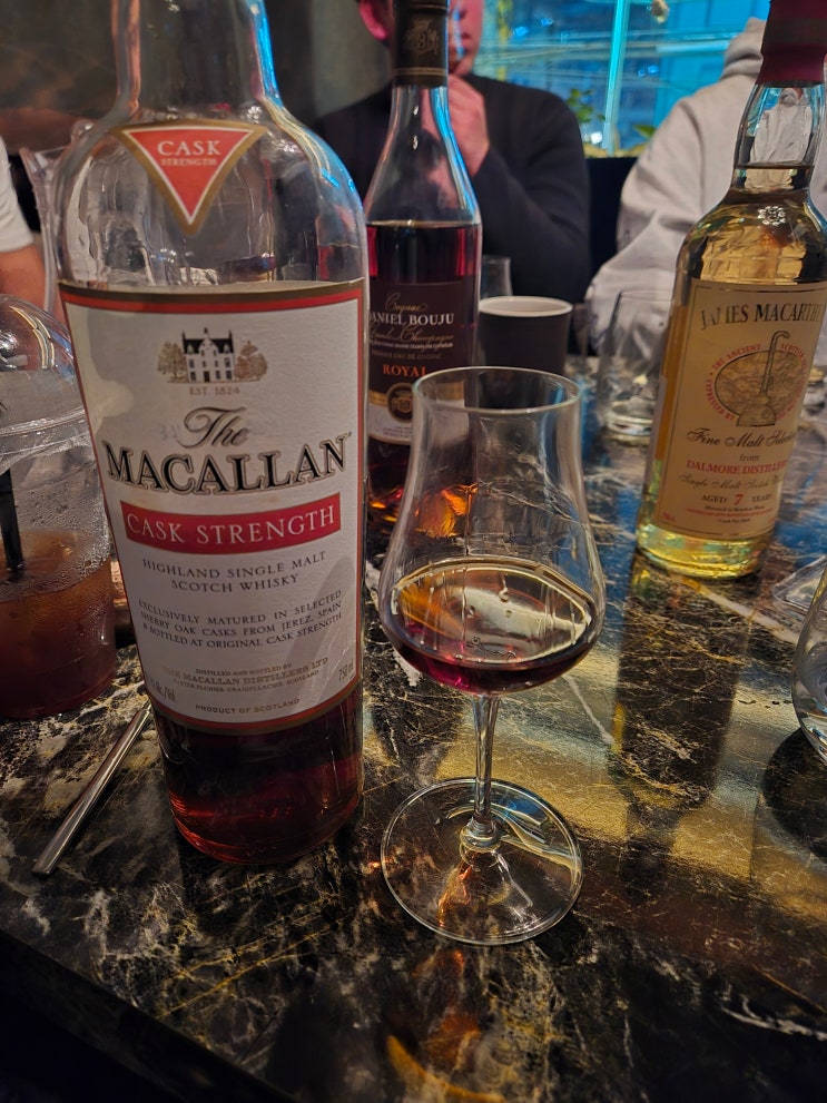  맥켈란 cs 리뷰 (macallan cask strength)