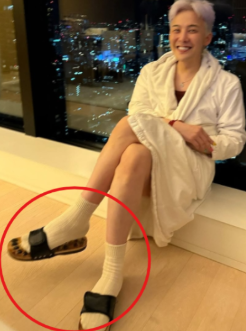 지드래곤, 지압 슬리퍼 또 신었네...일본 호텔서도 애장템 착용