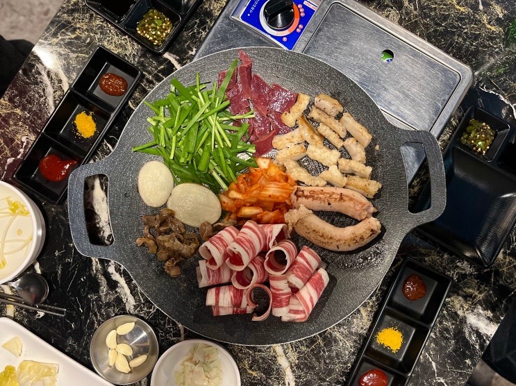  사직야구장 맛집으로 소문난 곱창집, '용신곱창' 직접 가봤다