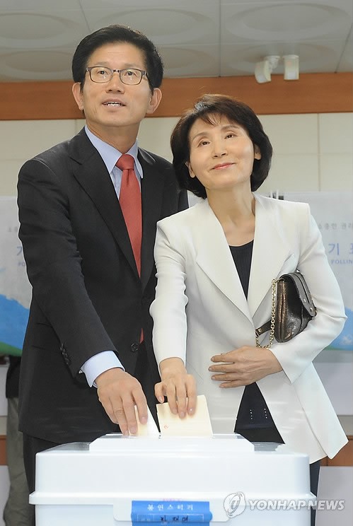 <b>김혜경</b>'항소심도 벌금150만원형' &<b>김문수</b> 아내의 내조... 