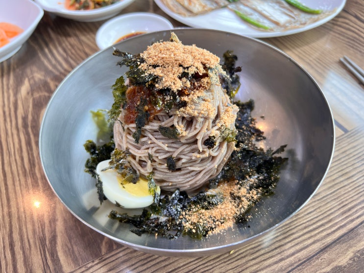  한림대학교 교수님들이 추천하는 춘천시 동면 장학리 막국수 맛집 <삼교리동치미막국수 춘천점>(막국수, 메밀전)
